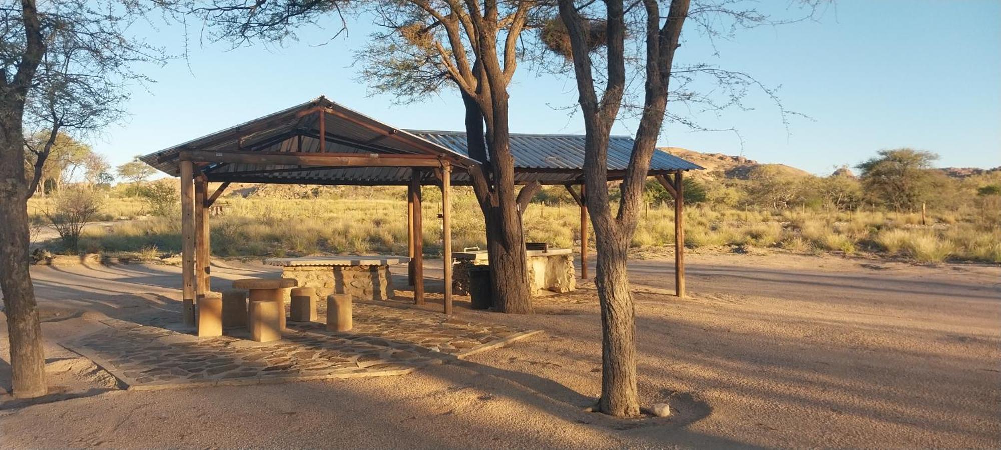 ホテル Camp Mara オマルル エクステリア 写真